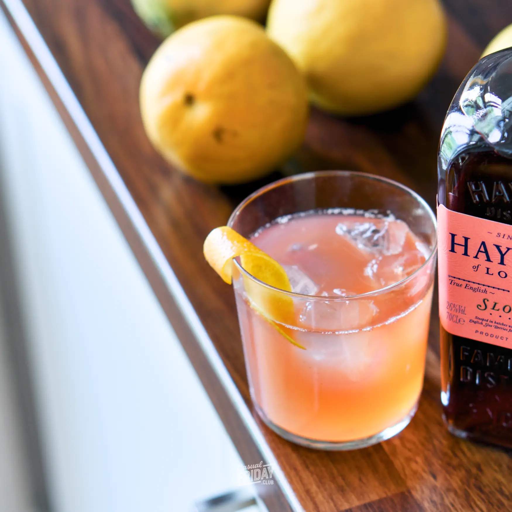 Sloe Gin Bitter Lemon cocktail.